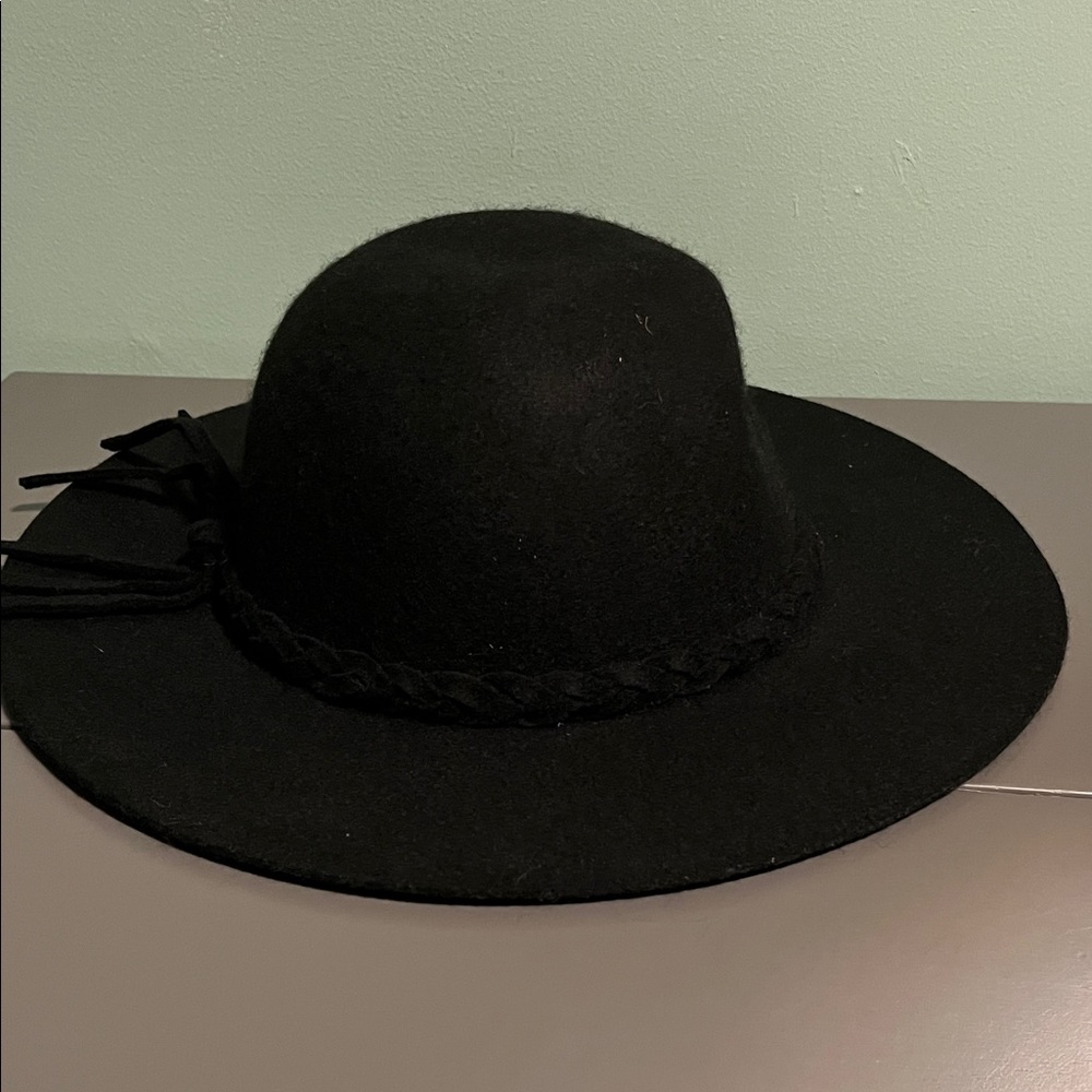 Charming Charlie Black Braided Women's Wool Hat